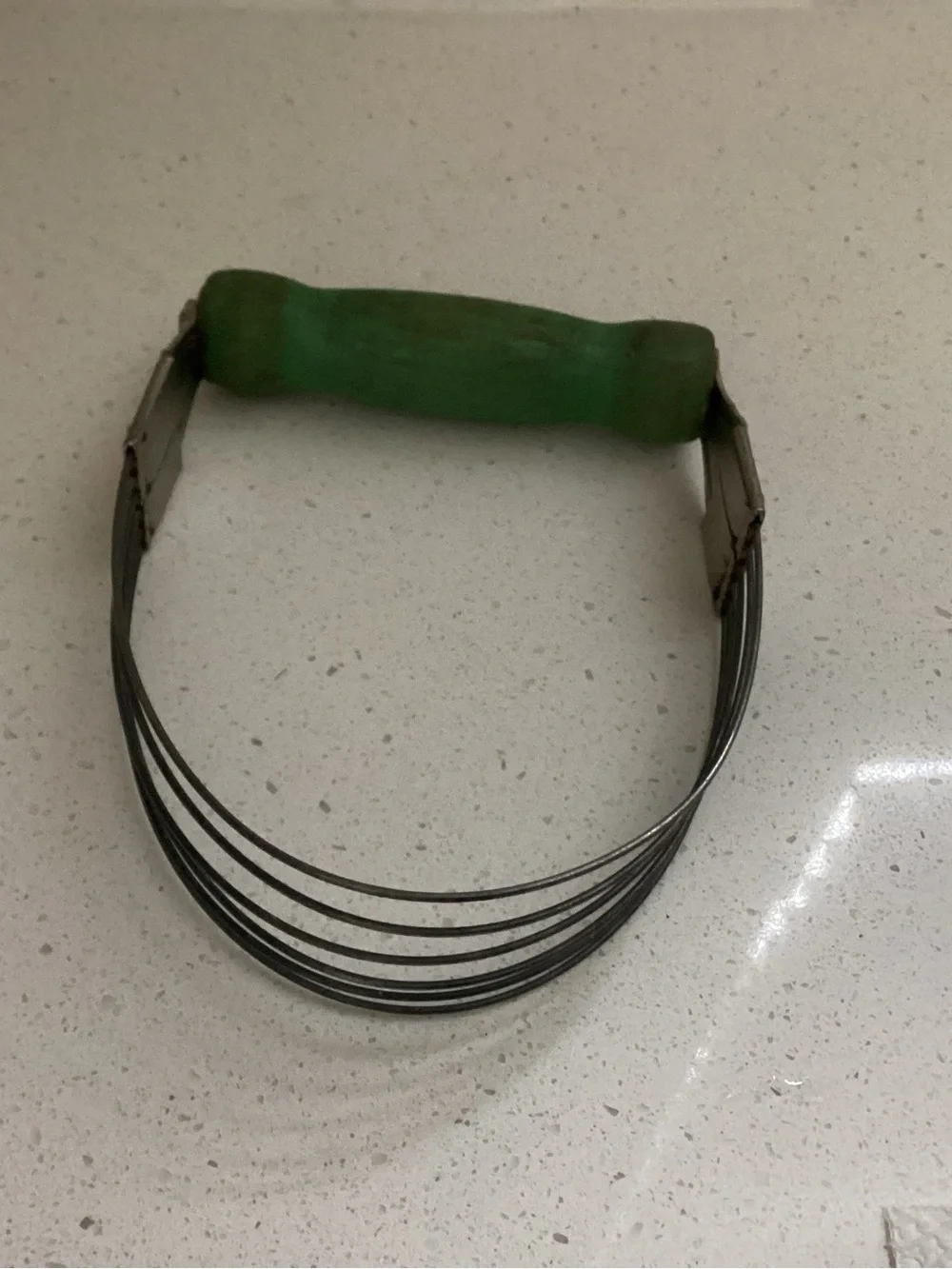 Vtg. Pastry Blender Pastry Cutter mid-20th C Distinct green wooden painted handl